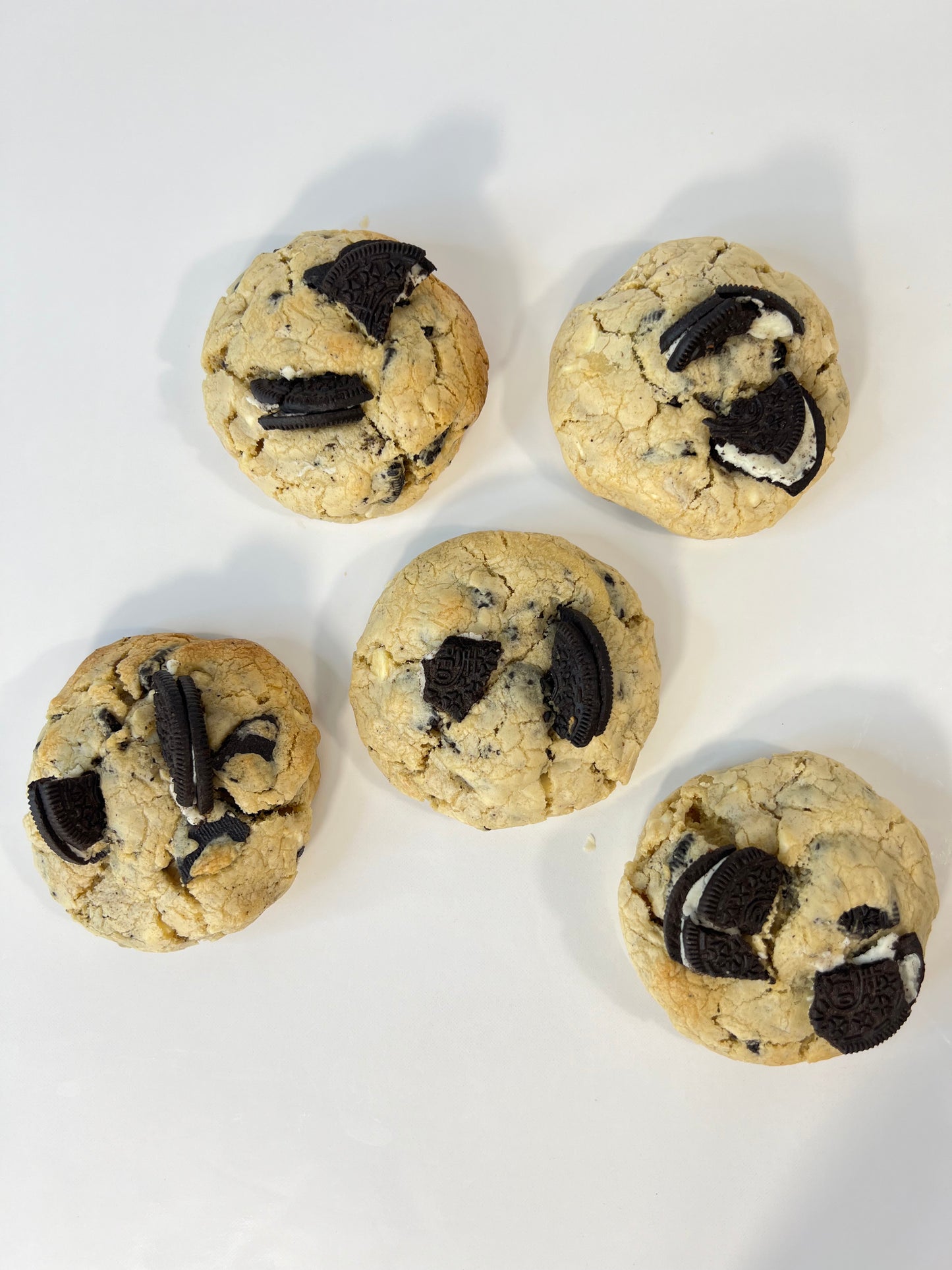 Oreo Stuffed Chunky Cookies